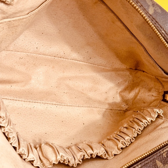 Louis Vuitton Brown Monogram Toiletry Bag - Picture 6 of 15